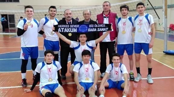 Atakum MTA Lisesi Türkiye Liseler Arası Voleybol Turnuvasında Yarı Finale Yükseldi