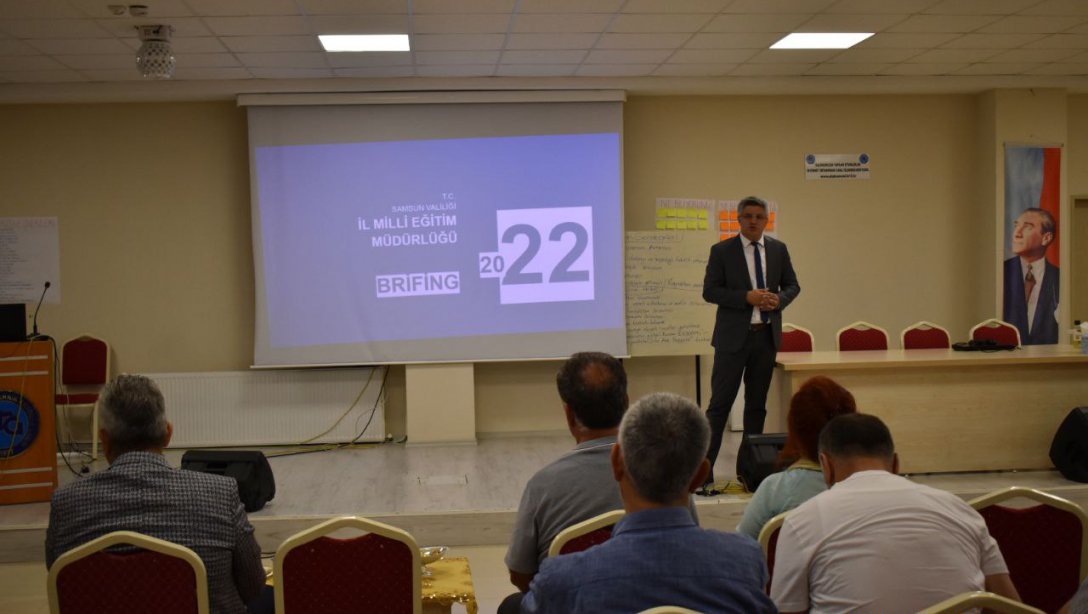 İl Milli Eğitim Müdürümüz Sayın Dr. Murat Ağar, Atakum İlçemizdeki Okul Müdürleriyle Bir Araya Geldi