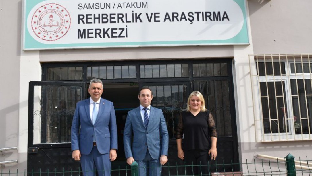 Kaymakamımız Sayın Kemal Yıldız, İlçe Milli Eğitim Müdürümüz Sayın Mehmet İrfan Yetik ile birlikte Atakum Rehberlik ve Araştırma Merkezimizi ziyaret etti.
