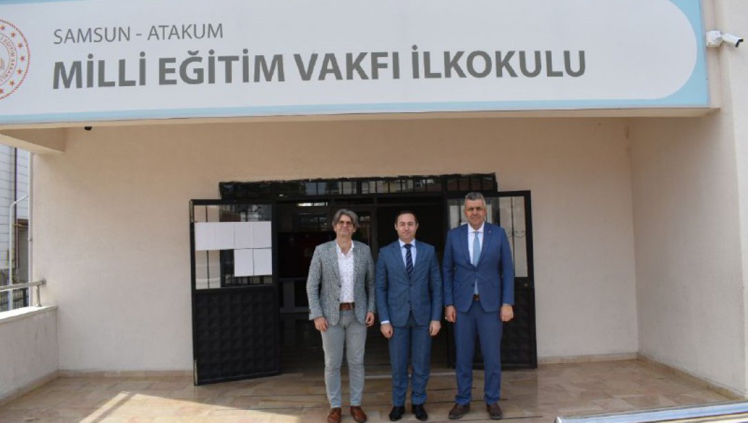 Kaymakamımız Sayın Kemal Yıldız, İlçe Milli Eğitim Müdürümüz Sayın Mehmet İrfan Yetik ile birlikte Milli Eğitim Vakfı İlkokulumuzu ziyaret etti.