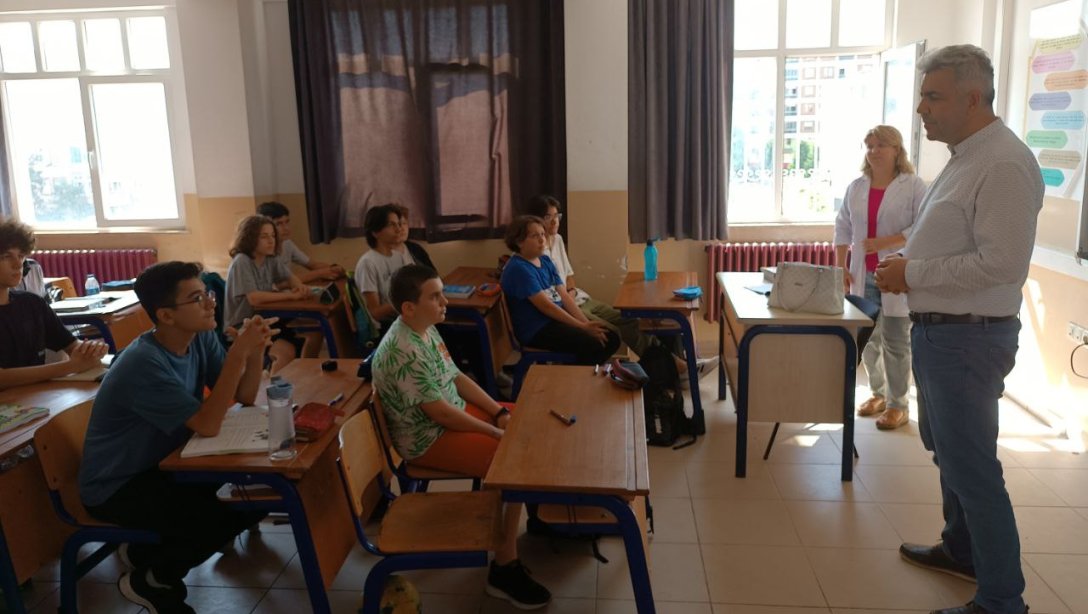 İlçe Milli Eğitim Müdürümüz Mehmet İrfan Yetik, Tevfik İleri İmam Hatip Ortaokulumuzu Ziyaret Etti