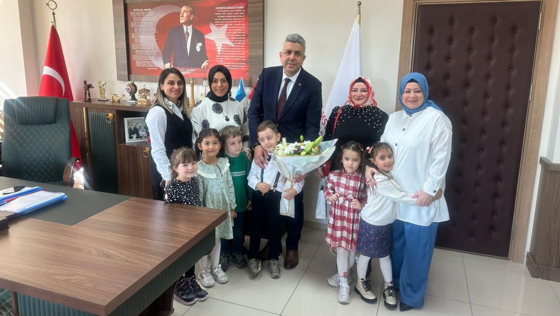 Özel Kültürlü Çocuk Anaokulunun, İlçe Milli Eğitim Müdürümüz Mehmet İrfan Yetik'i Ziyareti