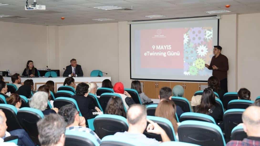 Erasmus+ ve eTwinning Projelerine Yönelik Bilgilendirme Toplantısı Gerçekleştirildi